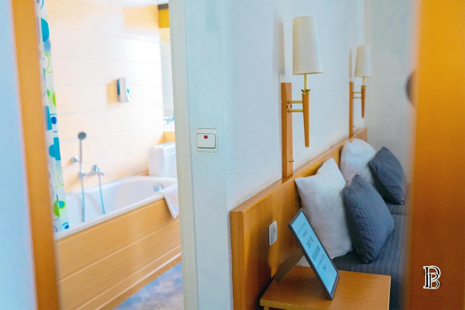 Hotel Professor Leuven Centrum Екстериор снимка